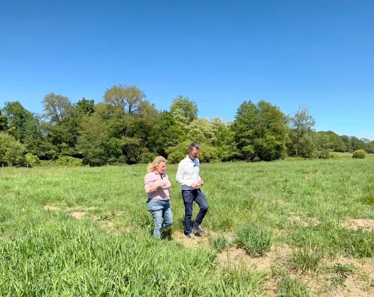 photo d'agricultrice bénéficiaire du lease-back